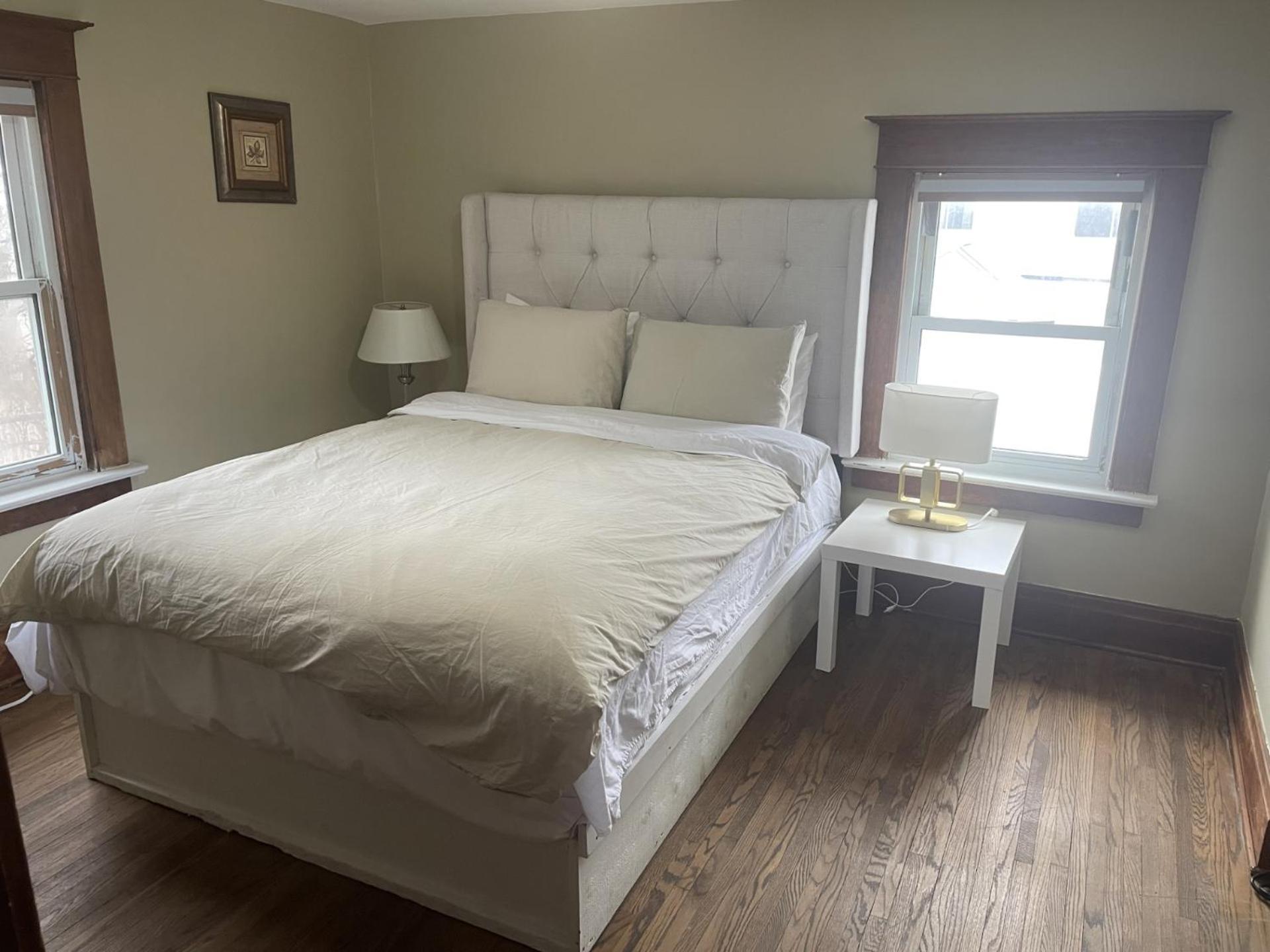 Exceptionally Close To The Falls Amazing Location & Complimentary Breakfast Delivered Daily To The Holiday home *